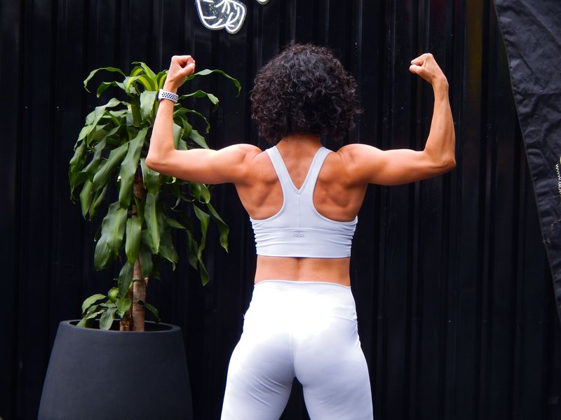 Fitness Model Jennifer Nicole Lee Takes Us Through Her Transformation From Fat to Strong
